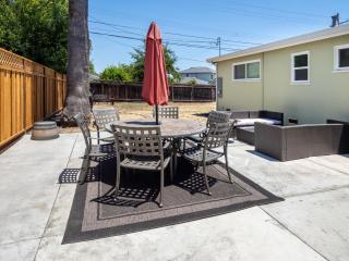 Modern 3BR in Silicon Valley - BBQ & Netflix - Santa Clara - 4