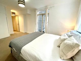 Cozy 2 Bedroom near Victoria Station - London - 3