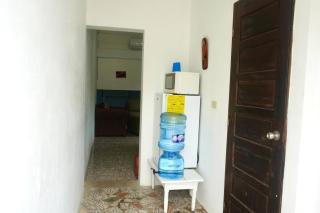 RENOVATED POOLSIDE Sea View Studio with Infinity Pool & Overwater Deck NEAR AIRPORT - Belize City - 3