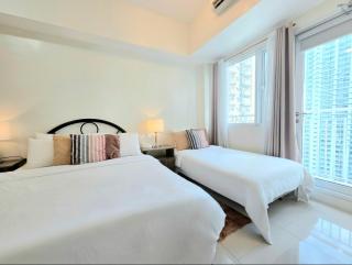 Grass 2-Bedroom at Tower 3 223 - 6