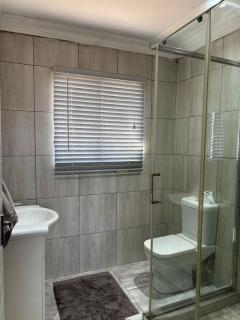 Lulu's guest house - 8