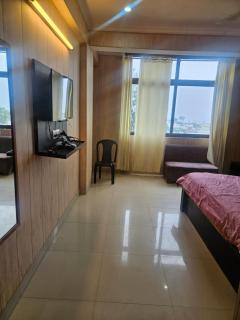Hotel Amber Palace - Dehradun - 4