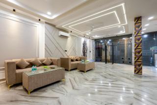 Hotel U-N Star - Walk in from New Delhi Railway Station and Connaught Place - 6