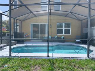 Waterfront Palm Villa - Kissimmee - 9