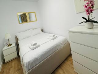 Zenith Central Address Apartment with Parking - Bukarest - 7