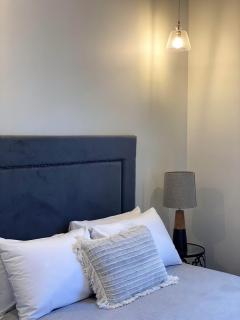 THE DEVLIN APARTMENTS 2 Bedroom Apartment near GMHBA stadium in Geelong - 108 - 1