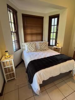 Monzi Safari Lodge - St Lucia - 5