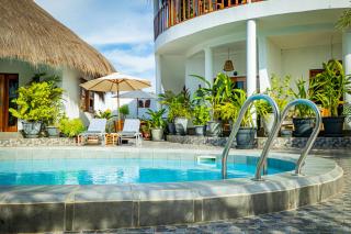 TinJaLa Lodge - Brufut - 1