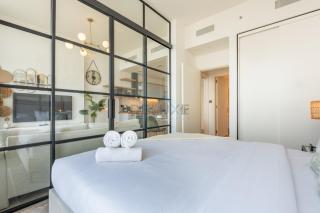 Furnished 1BR Near Dubai Hills Park, Close to the Iconic Dubai Hills Mall, Only 15 Minutes from Burj Khalifa, Collective 20 Tower B, Dubai Hills by Deluxe Holiday Homes - 1