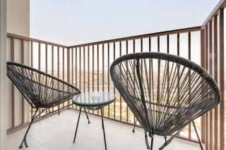 Furnished 1BR Near Dubai Hills Park, Close to the Iconic Dubai Hills Mall, Only 15 Minutes from Burj Khalifa, Collective 20 Tower B, Dubai Hills by Deluxe Holiday Homes - 4