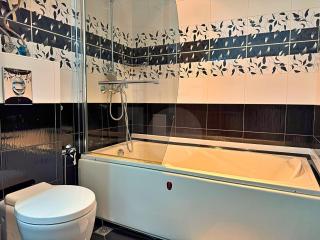 1BR Elegance & Peace - Varna City - 4