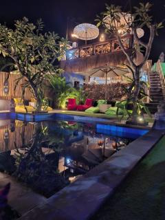 Riccio Guest House & Cafe - 0