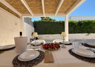Villa Malibu' a 100 mt dalla spiaggia - 9