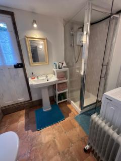 The Green Door Cottage - 9