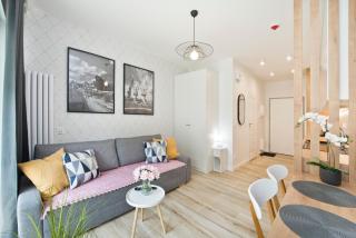 YOURAPART Popiełuszki close to the ECS -Europiean Centrum Solidarity Muzeum - 4