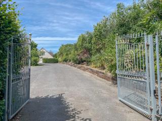 Northlands Coach House Devon - 8