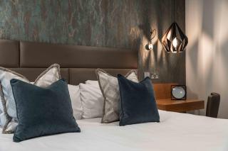 The Jade - London - 1