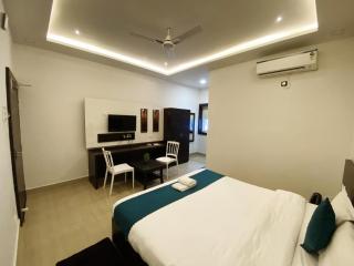 HOTEL SHIVALI Inn - 4