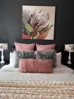 Platinum Airport Lodge & Guesthouse - Pretoria - 7