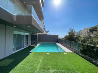 Athenean Pool Break - Atene - 0