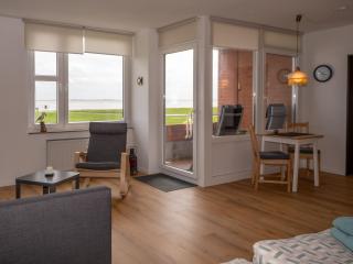 213 Fewo Jadeglück mit Balkon und Meerblick, strandnah - 1