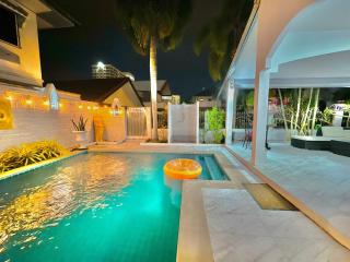 Royal Adobe Villa - Jomtien Beach - 0