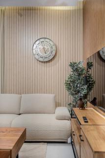 Private Apartment - 1BR Aljada Home - Sleeps 4 - 5