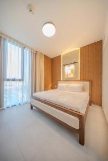 Private Apartment - 1BR Aljada Home - Sleeps 4 - 9