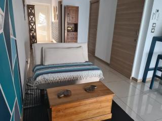 Le Pavillon du trou d'eau - 1