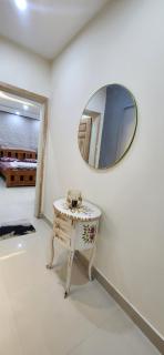 Whispering heights - 2