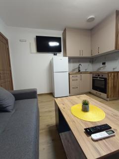 ApartmentsMD apartman 6 najlepse sto zivot pruza - Sutomore - 7