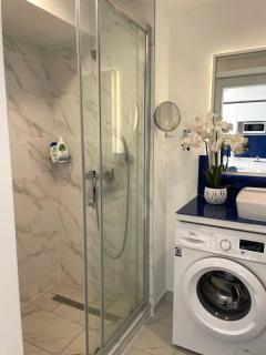 Panorama Orbi city C block 3person - 3