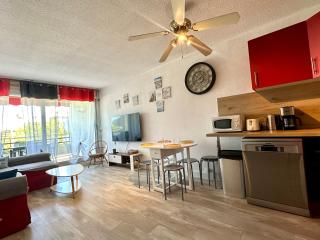 107 - Le Plein Soleil - 5 pers - Parking - Piscine - 5