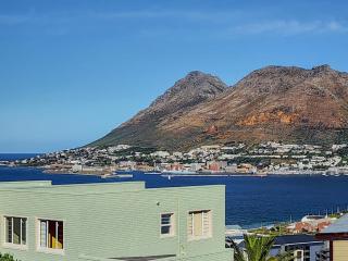 Glen Marine Studio Mountain Coastal Stay - 1