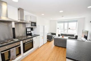 Spacious 6 Bedroom Apartment in Liverpool - Liverpool - 4