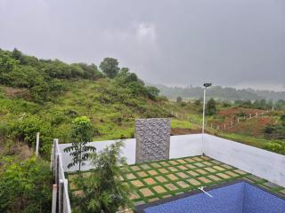 Rolling Hills - 2