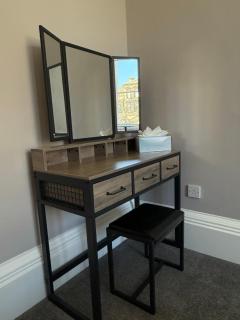 Linen Bank - Linlithgow - 4