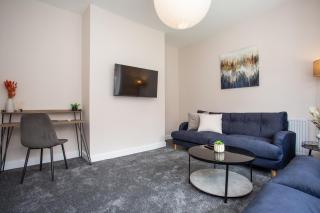 Vacant Nests The Haughton Spacious Central - Blyth - 2