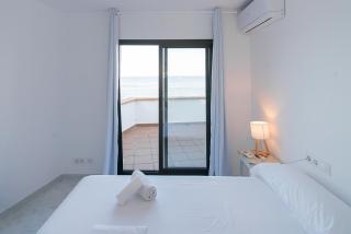 WELCS APARTAMENTO 274 EMP primera linea de mar - 5