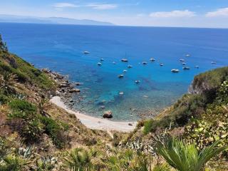 Una Piscina sul Mare Apartment - 9
