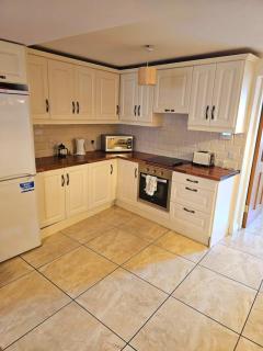 3 bedroom house - Cork - 4