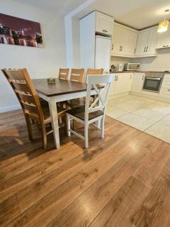 3 bedroom house - Cork - 3