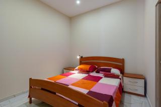 GuestHost - Isole Ciclopi View - Lovely Apartment - 9