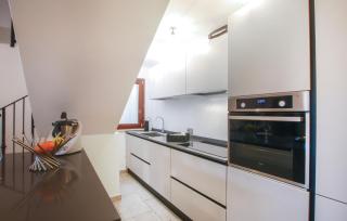 Gorgeous Home In Terre Roveresche - - 9