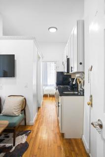 Upscale 2BR Home - New York - 2