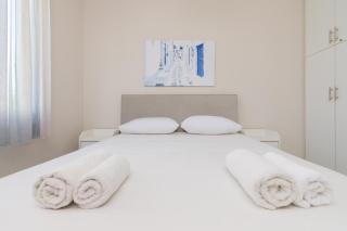 Stylish 2 Bdrm Apartment In Neos Kosmos - 2