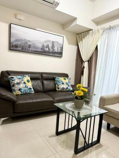 10F Central location & Near Airport - 8