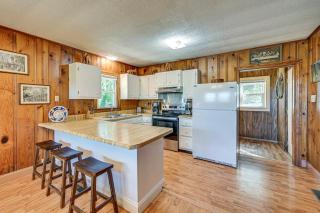 2 Mi to Oak Grove Racing and Gaming Home on 1 Acre - Oak Grove - 9