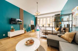 Cityscape Charm Spacious 3 Bedroom Haven for 7 - Prag - 9