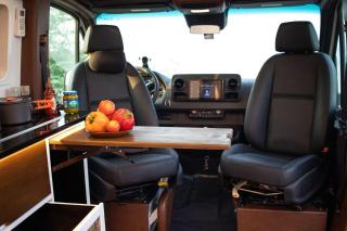 Vanstay glamping in a 25 acre farm - 9